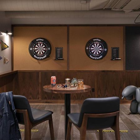 Moxy Nashville Vanderbilt Area Экстерьер фото