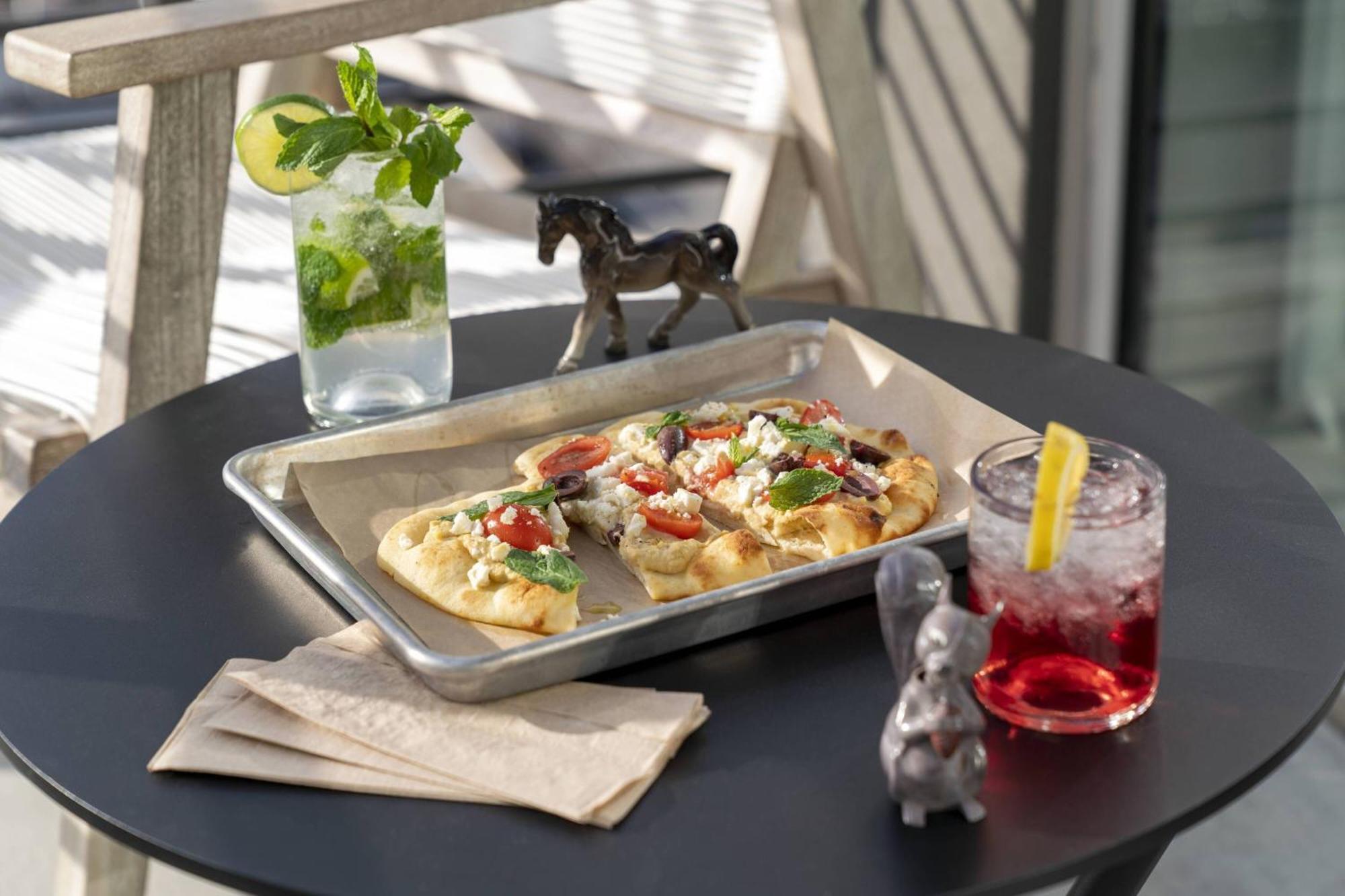 Moxy Nashville Vanderbilt Area Экстерьер фото