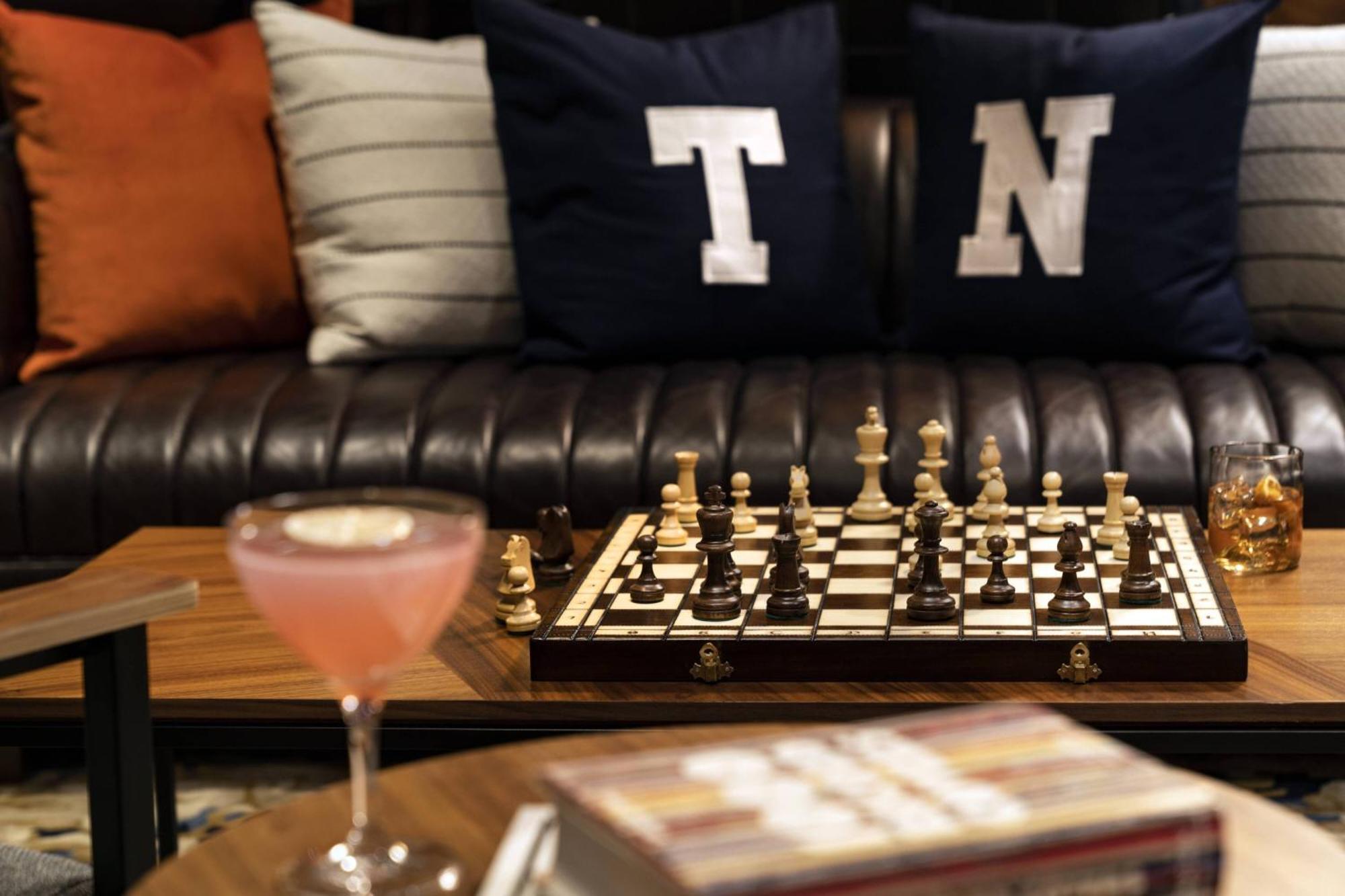 Moxy Nashville Vanderbilt Area Экстерьер фото