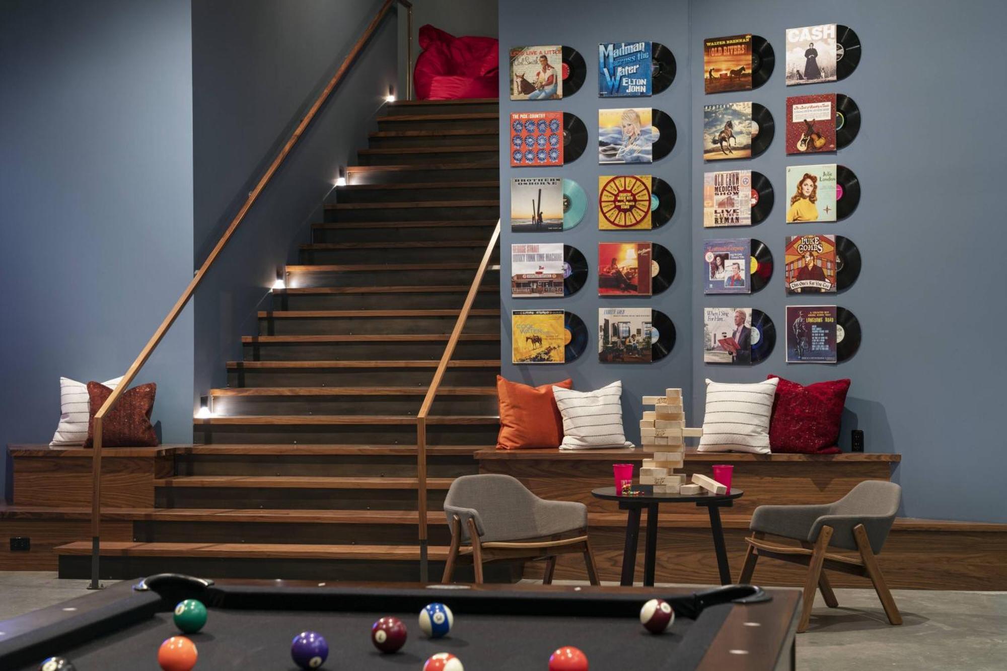 Moxy Nashville Vanderbilt Area Экстерьер фото
