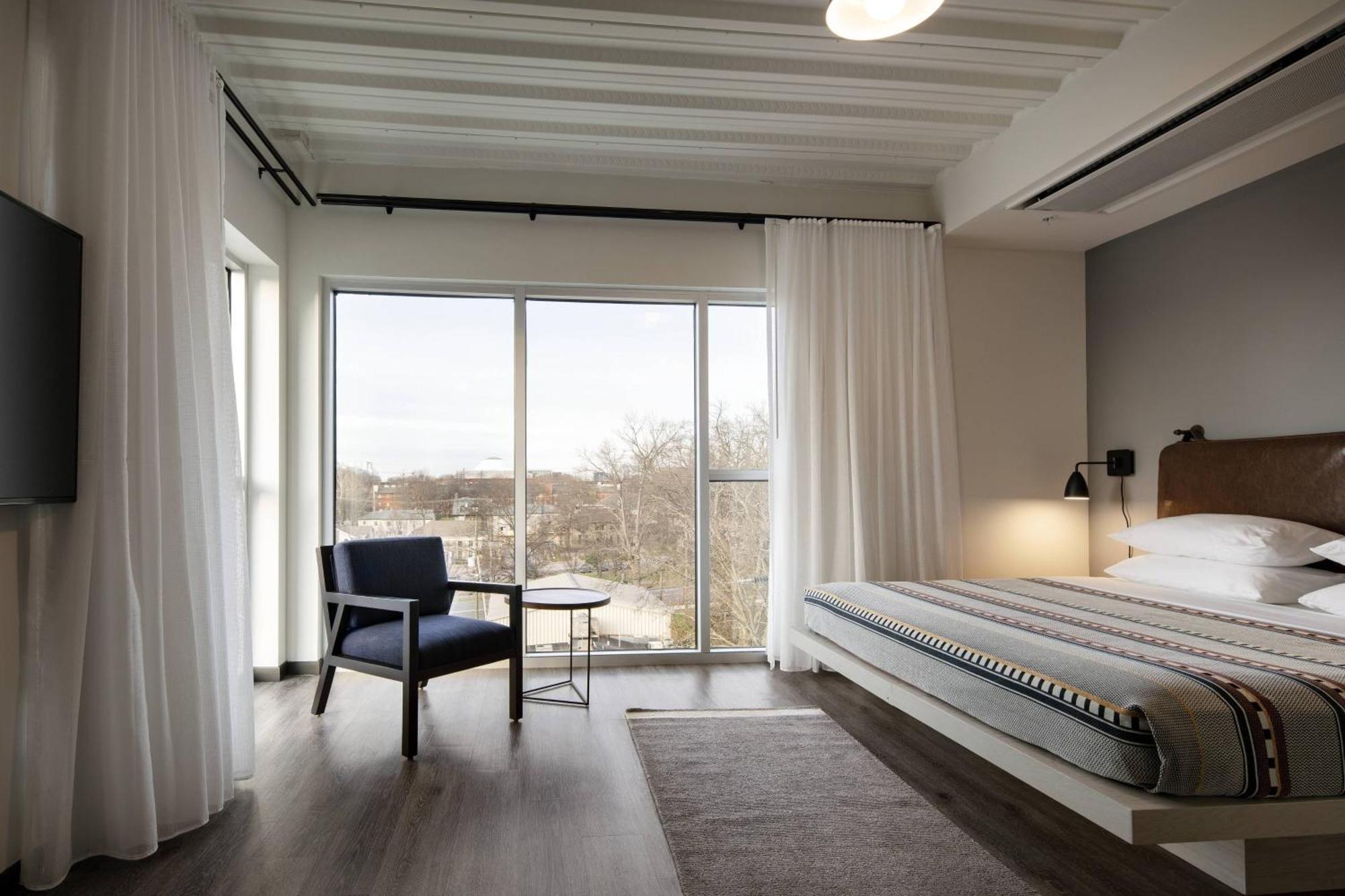 Moxy Nashville Vanderbilt Area Экстерьер фото