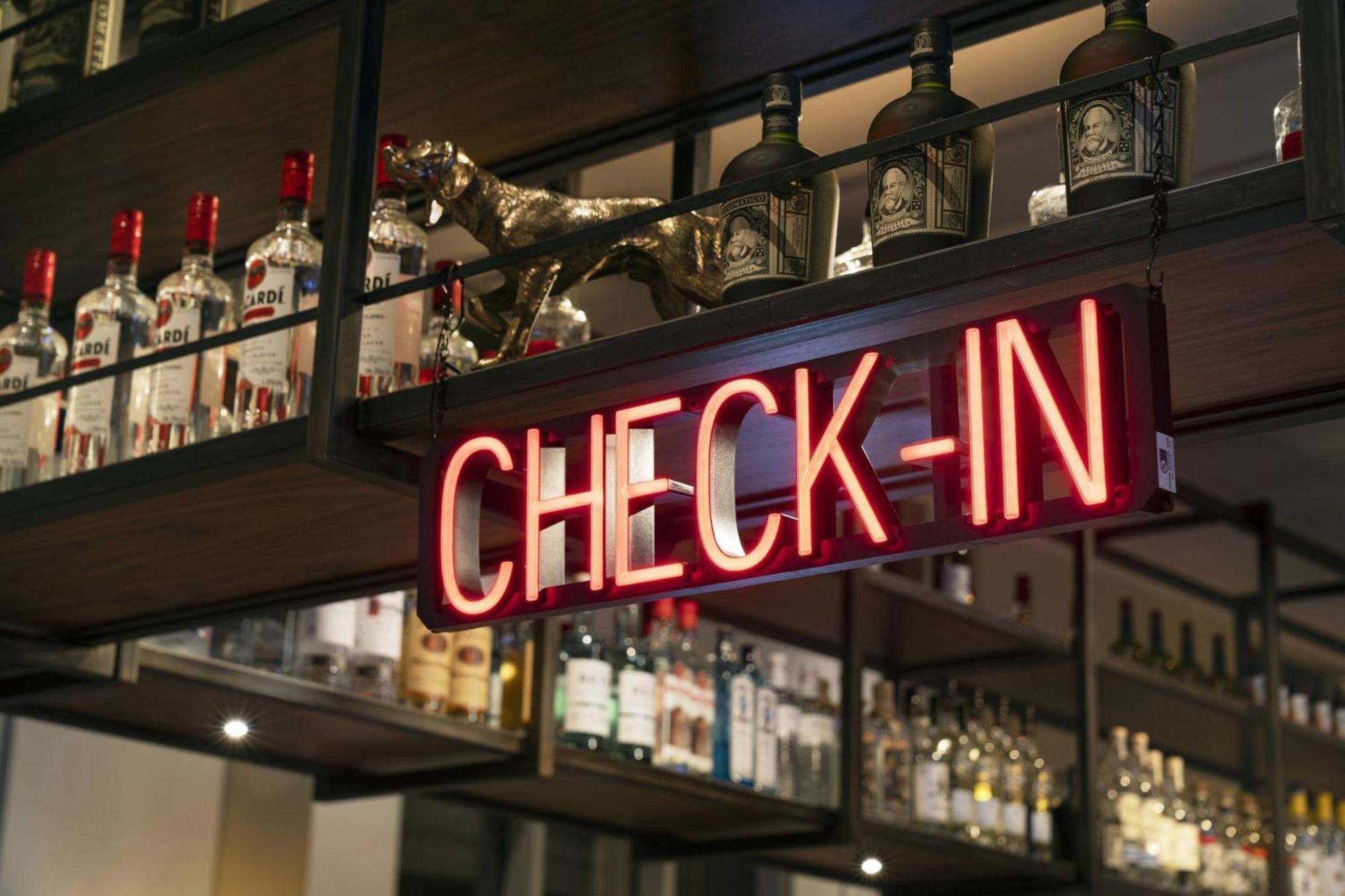 Moxy Nashville Vanderbilt Area Экстерьер фото
